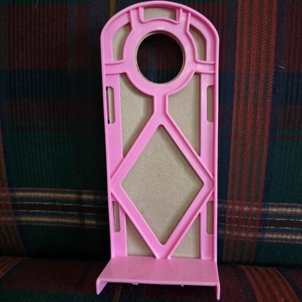 Barbie Club Chelsea Carnival Doll Photo Cut-Out Booth‎ Accessory For Diorama Sea